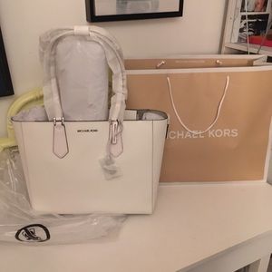Mk tote
